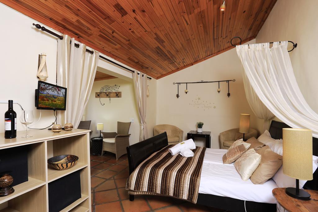 Orange-Ville Lodge & Guesthouse Stellenbosch Exteriör bild